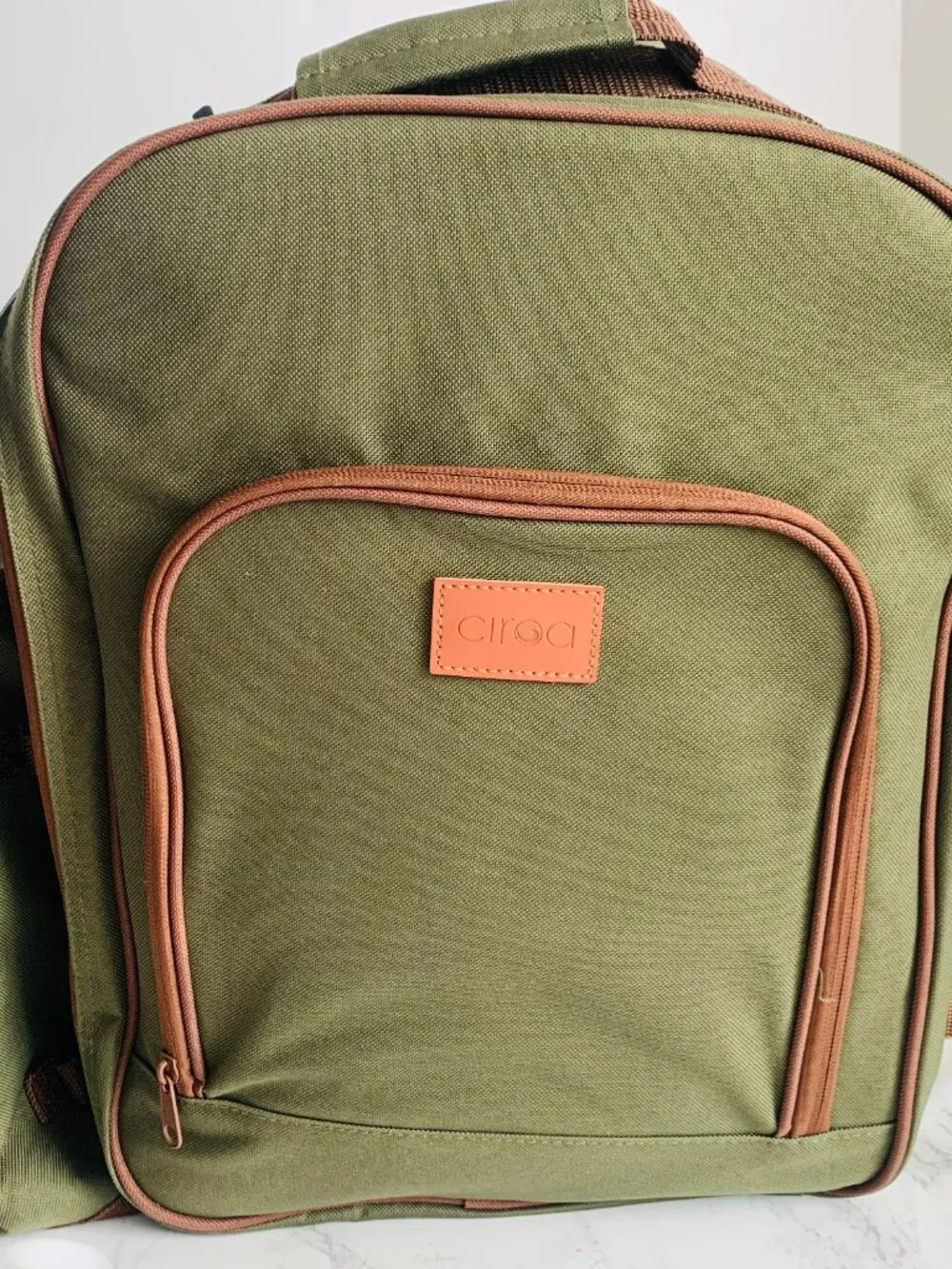 Ciroa Day Out Essentials Picnic Backpack Green Brown Trim Insulated Outdoor Set